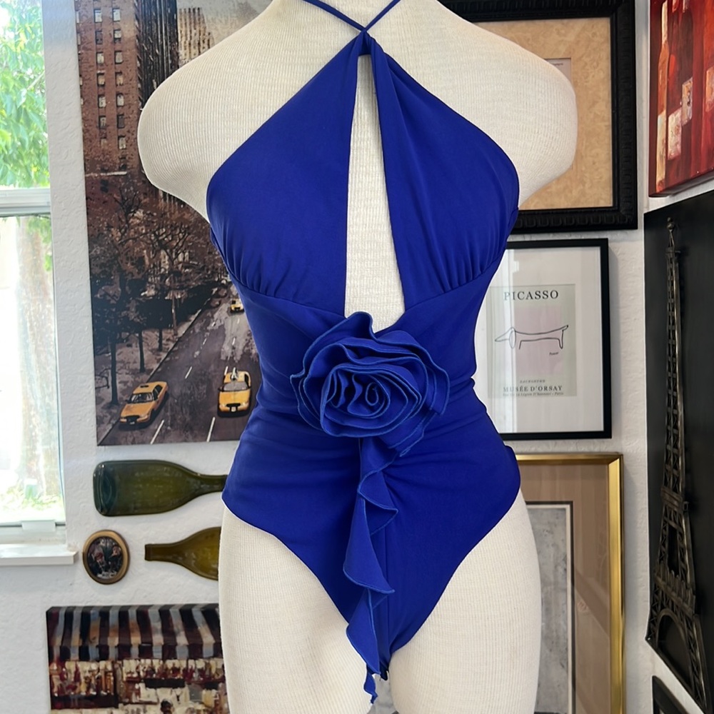 Halter bodysuit 3D flower size S NWT